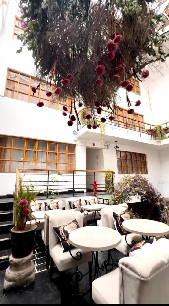 숙박 시설 정면