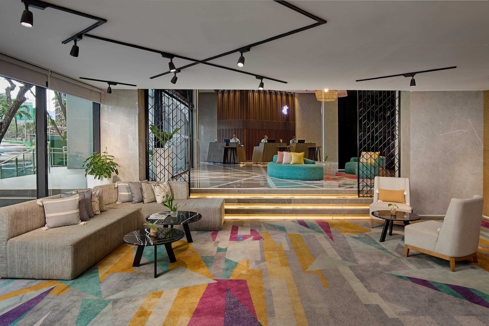 로비 좌석 공간