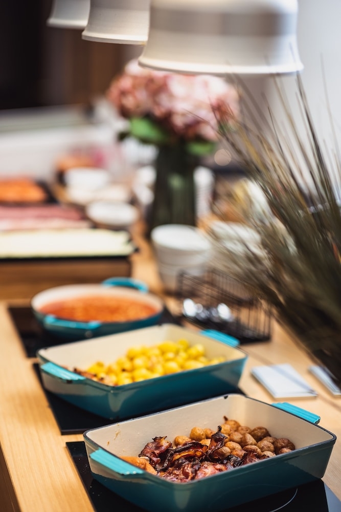 뷔페 아침 식사