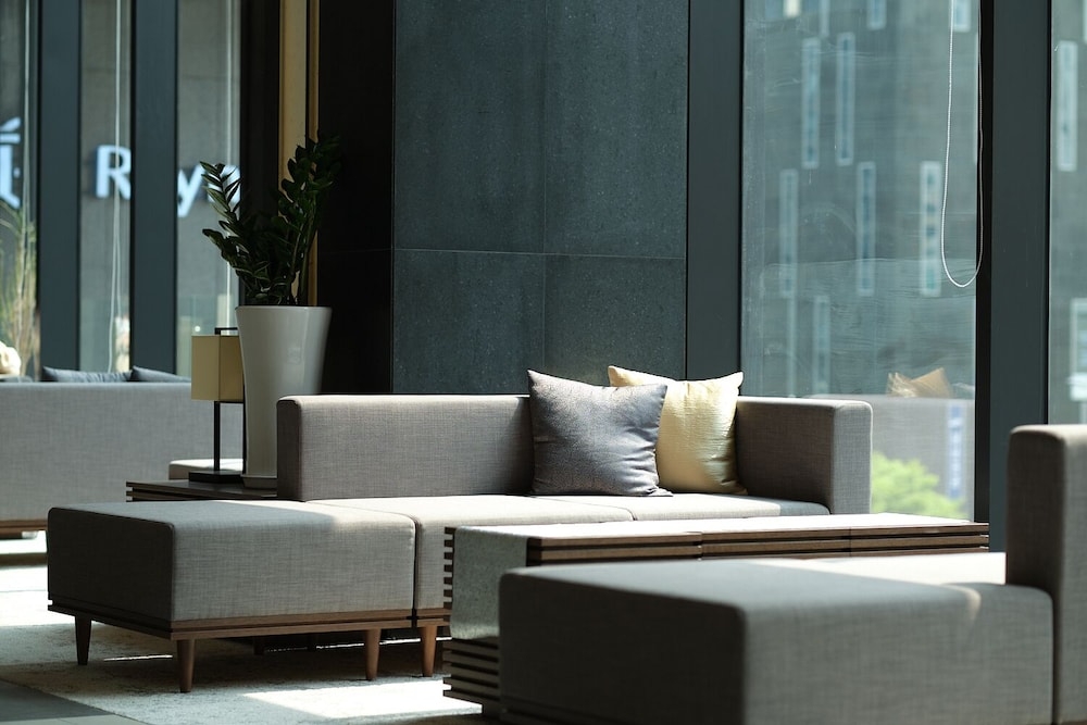 로비 좌석 공간