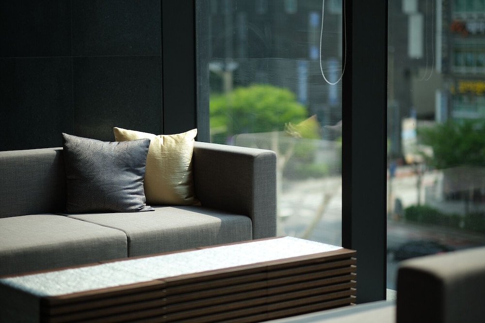 로비 좌석 공간