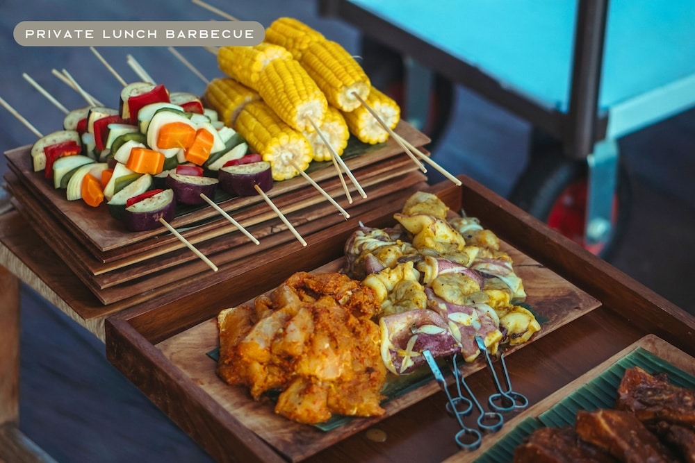 객실 내 식사 공간