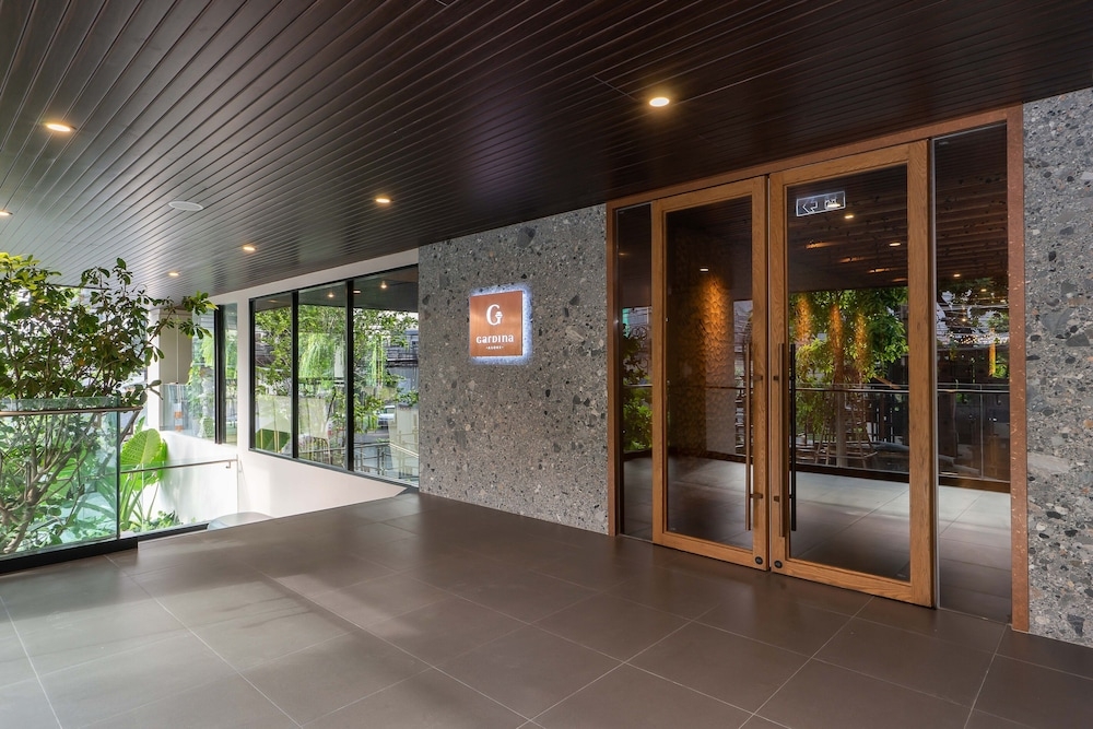 숙박 시설 정면