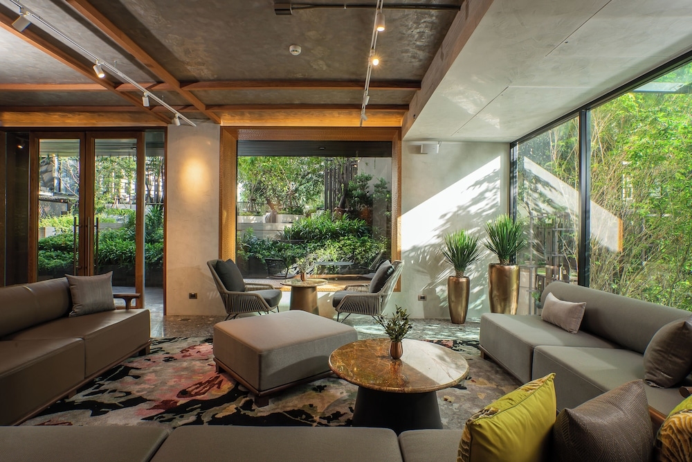 로비 좌석 공간