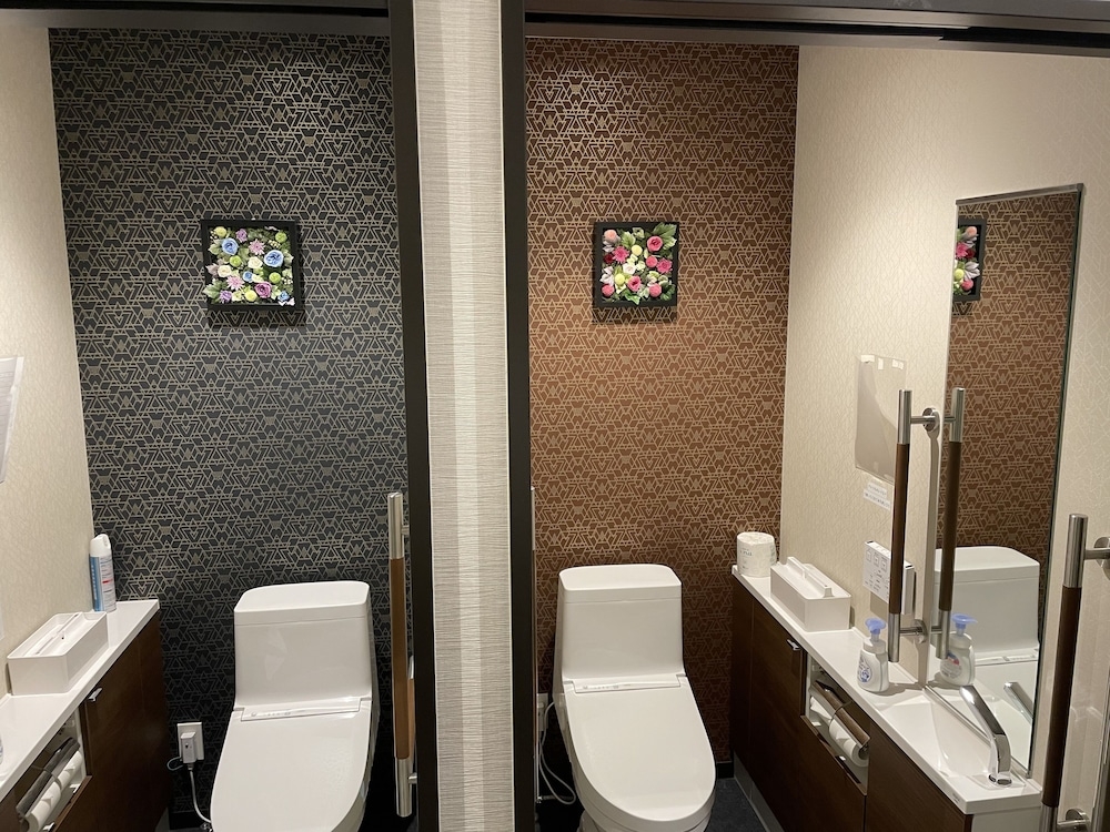 숙박 시설 내 편의 시설/서비스