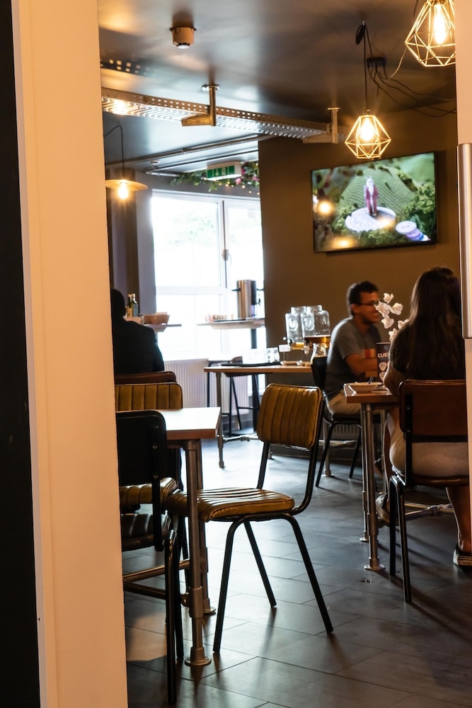 숙박 시설 내 편의 시설/서비스