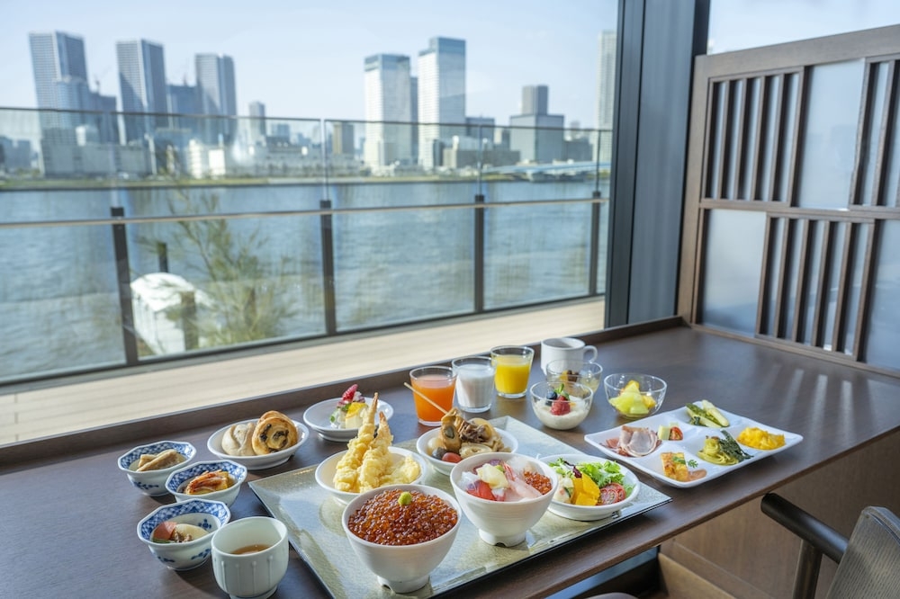 뷔페 아침 식사