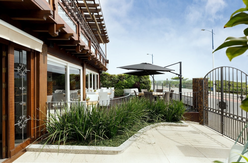 숙박 시설 정면