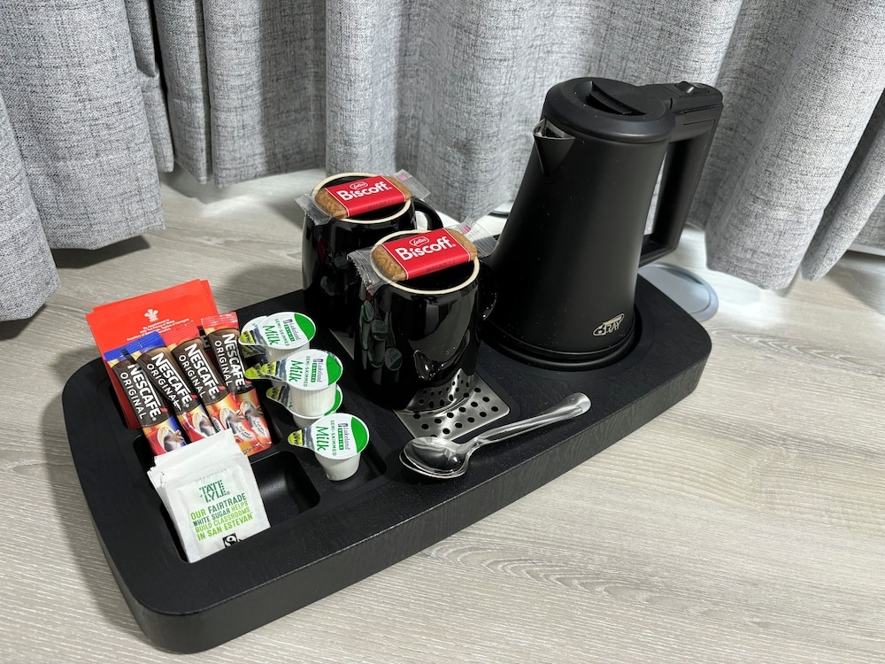 객실 내 식사 공간