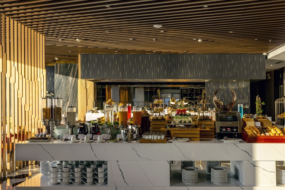 뷔페 아침 식사