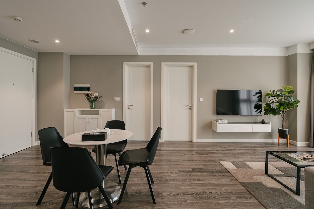 객실 내 식사 공간