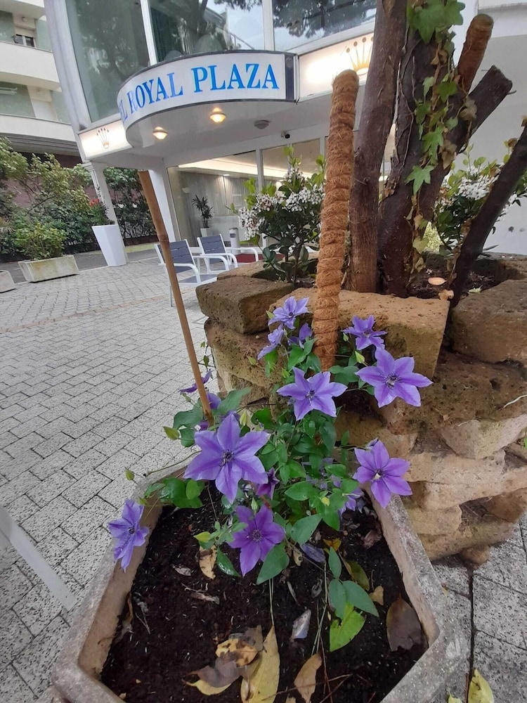 숙박 시설 정면