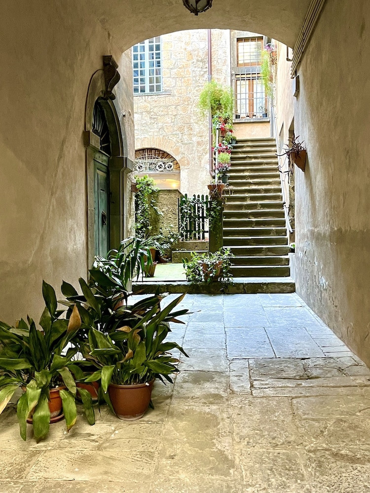 숙박 시설 구내