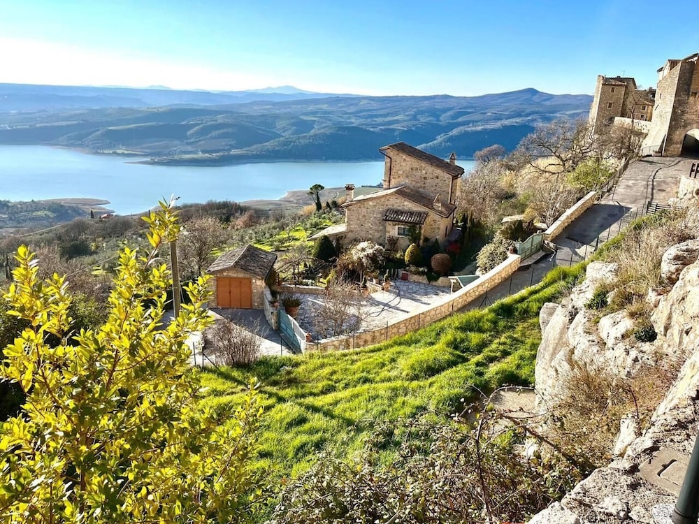 숙박 시설 구내