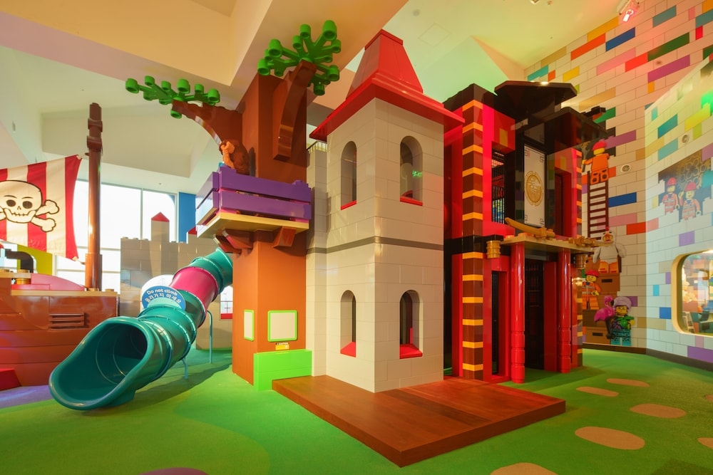 어린이 놀이 공간 - 실내