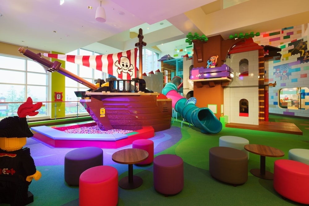 어린이 놀이 공간 - 실내