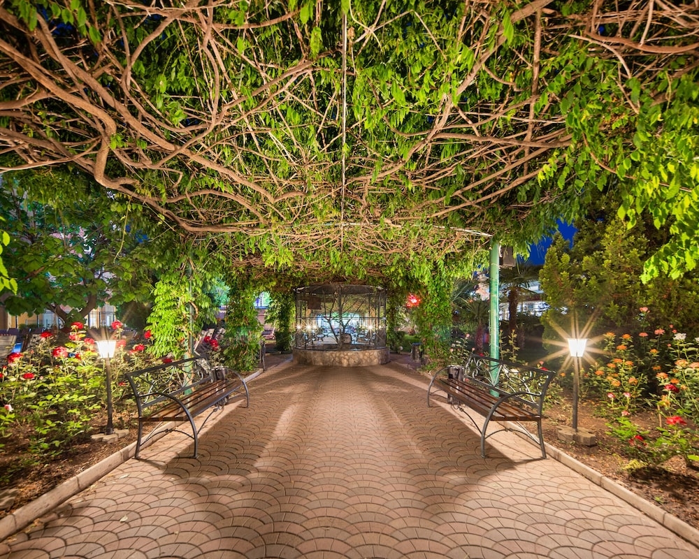 숙박 시설 정면