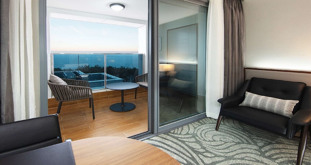 객실 내 편의 시설/서비스