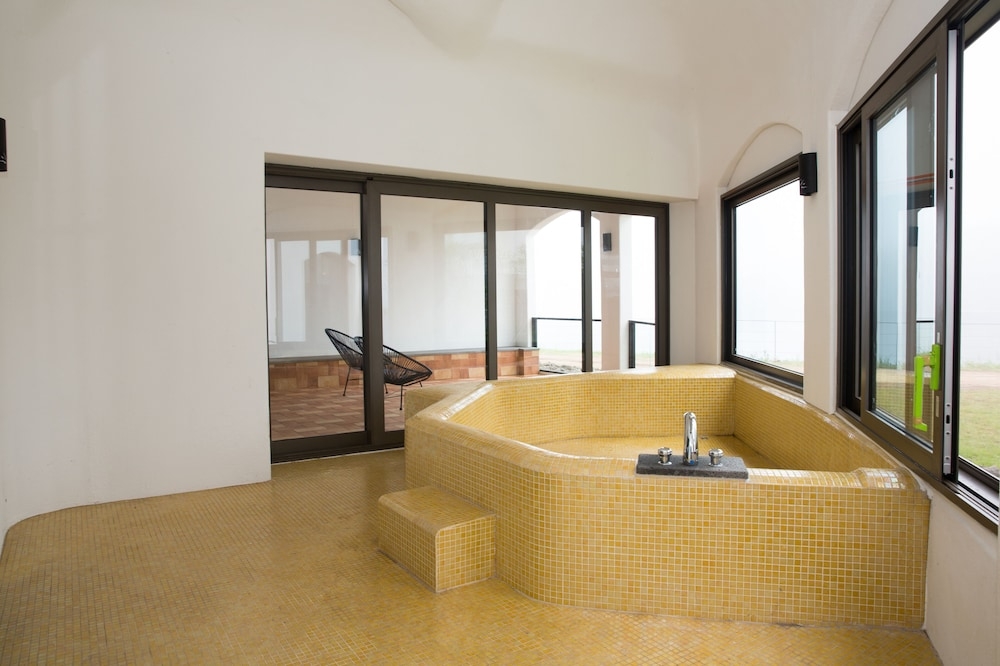 전용 스파 욕조