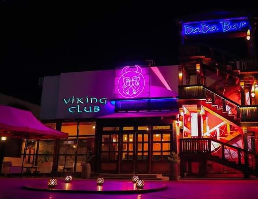 숙박 시설 정면