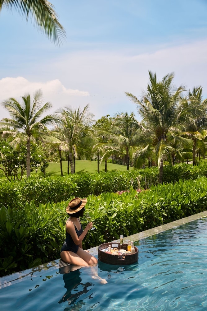 객실 내 식사 공간