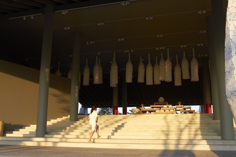 숙박 시설 입구