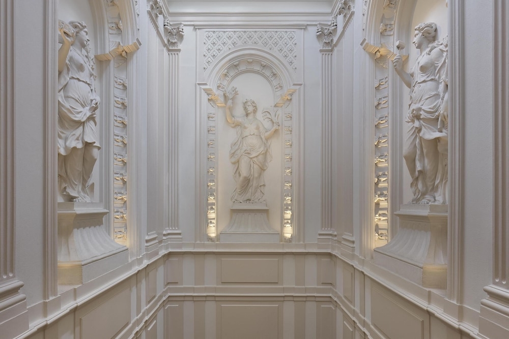 숙박 시설 내 편의 시설/서비스