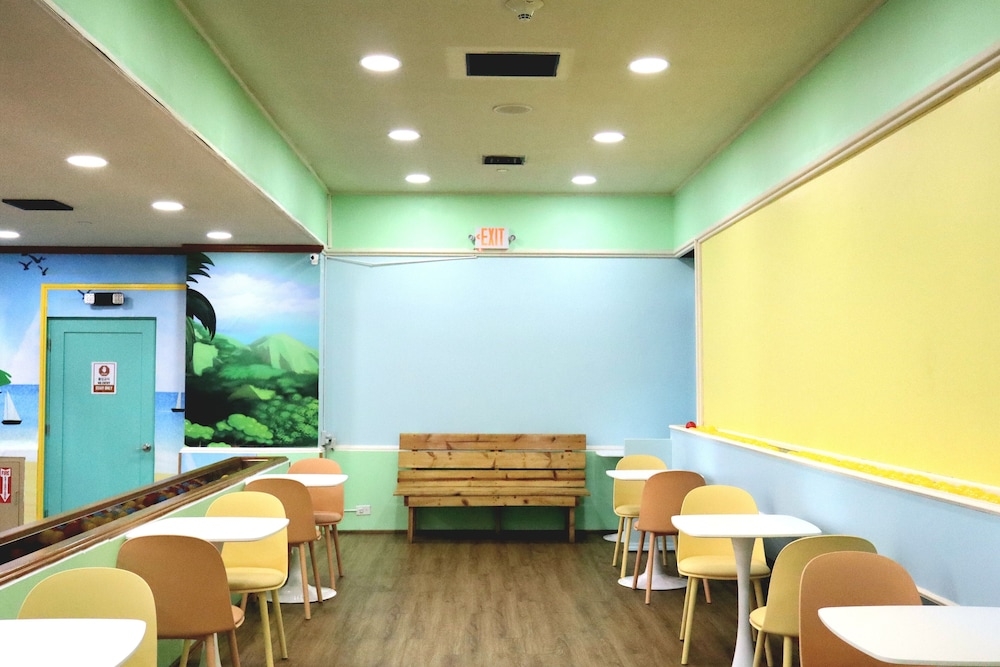 어린이 놀이 공간 - 실내