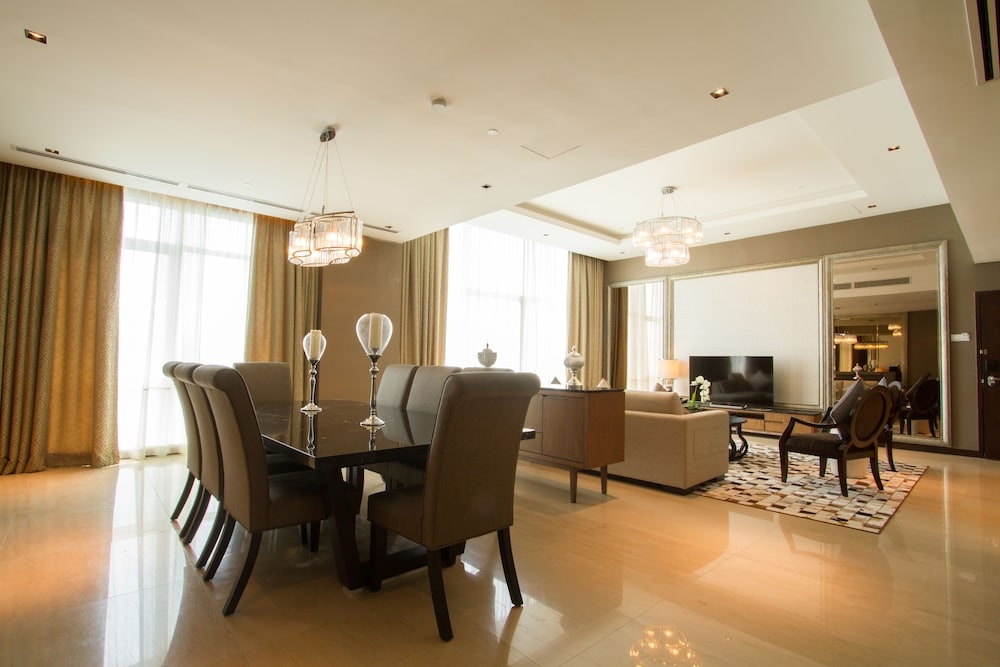 객실 내 식사 공간