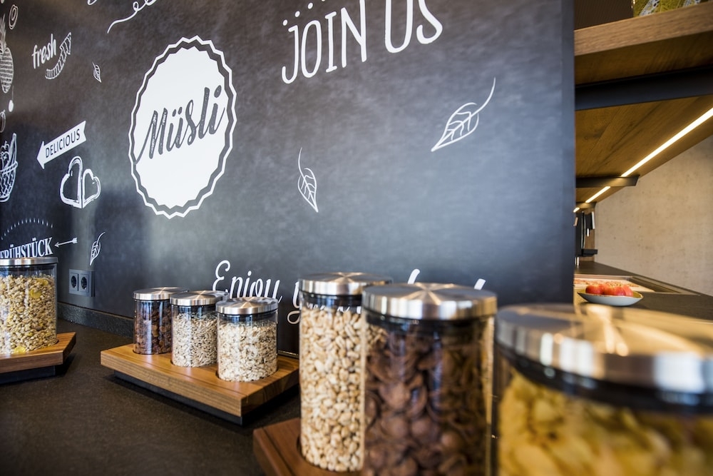 뷔페 아침 식사