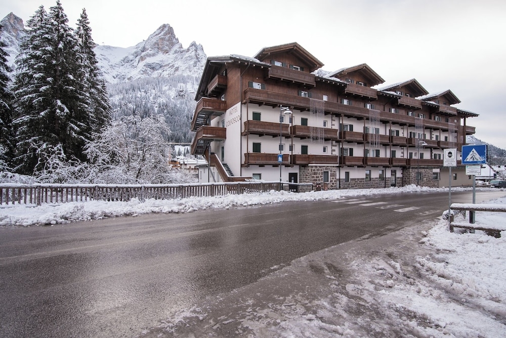 숙박 시설 정면