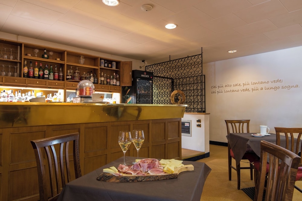 바(숙박 시설 내)