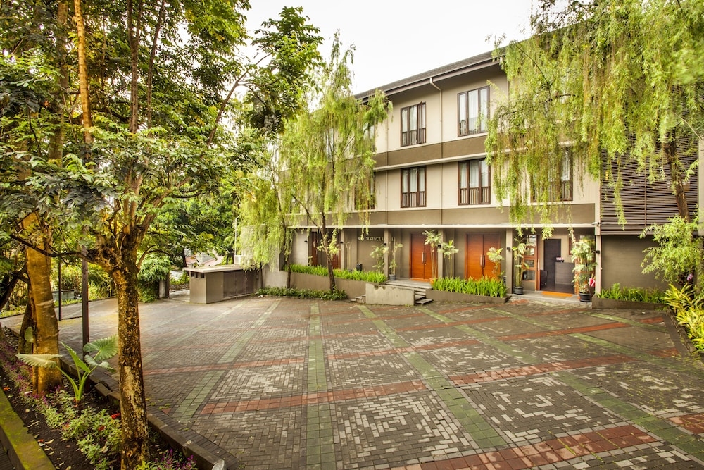 숙박 시설 정면