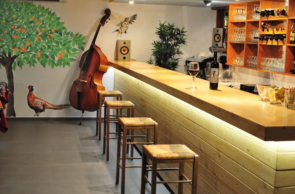 바(숙박 시설 내)