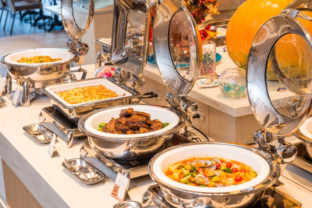 뷔페 아침 식사