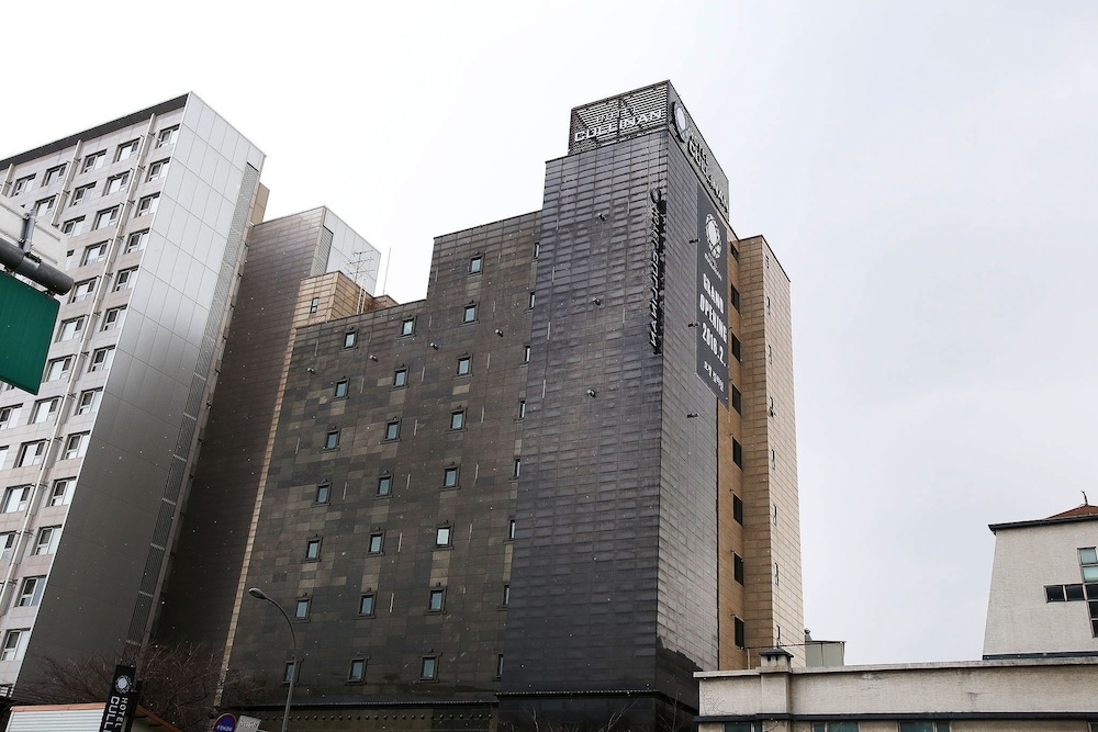 숙박 시설 정면