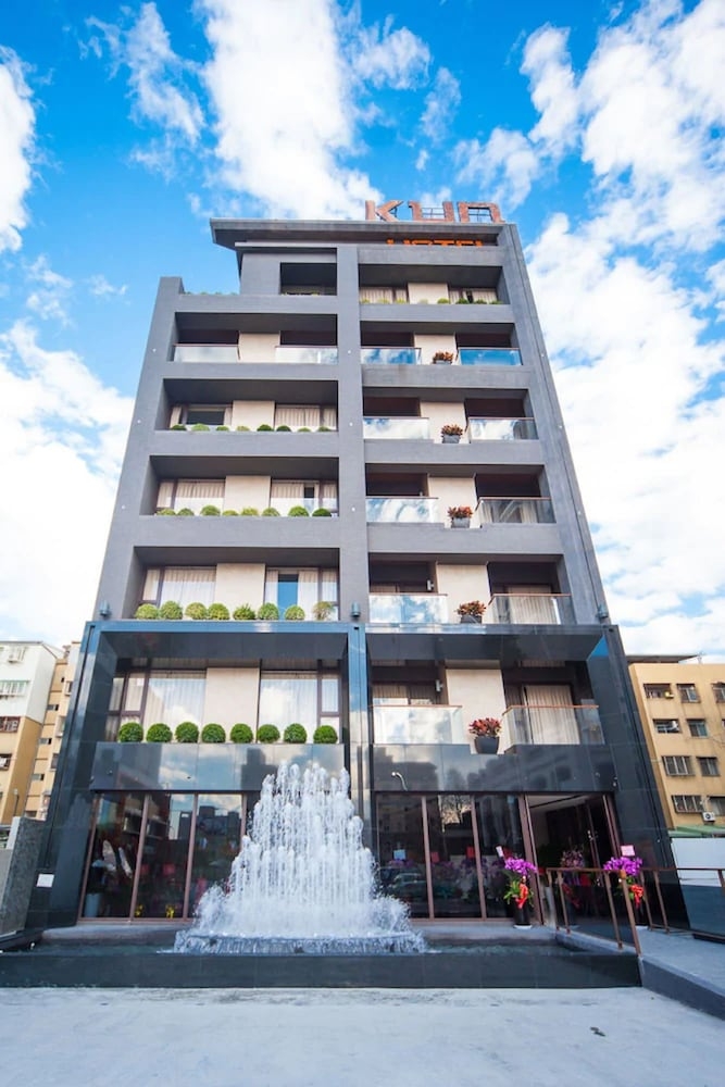 숙박 시설 정면