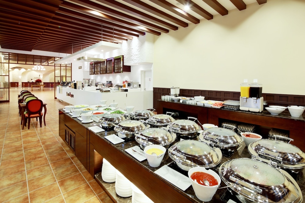 뷔페 아침 식사