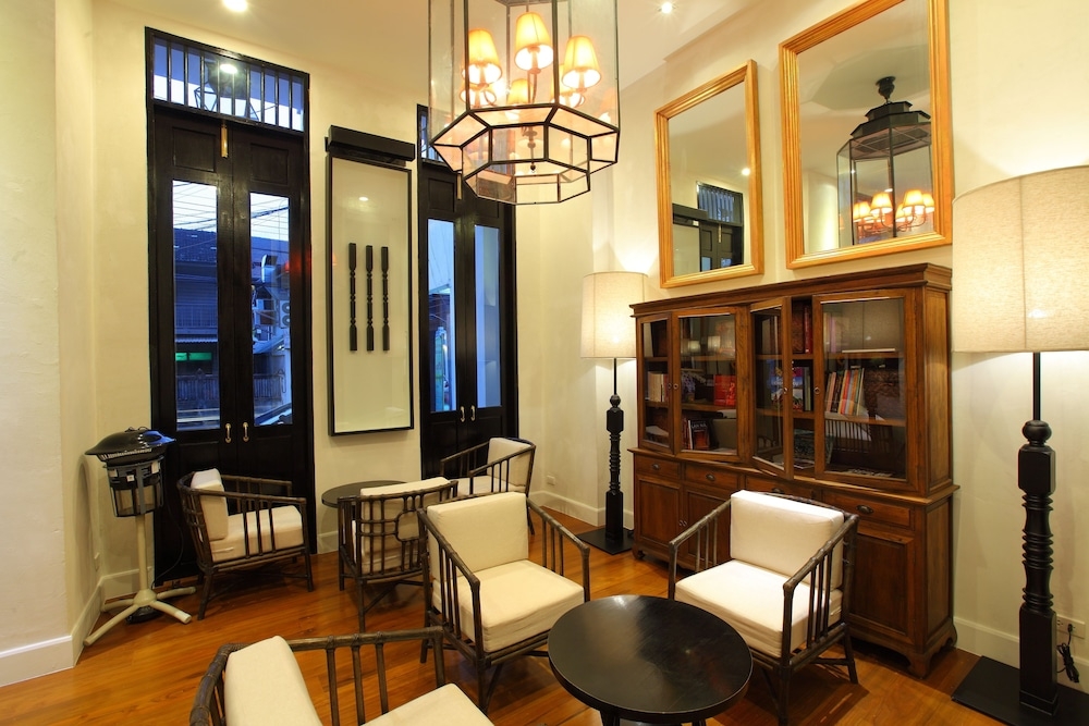 로비 좌석 공간