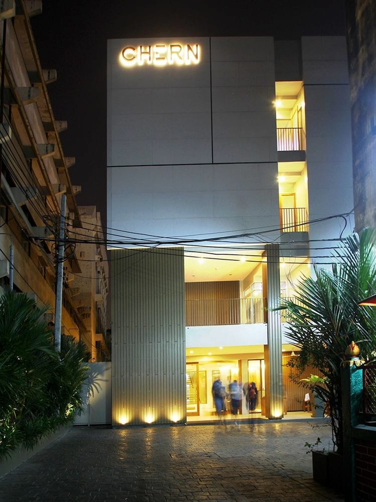 숙박 시설 정면