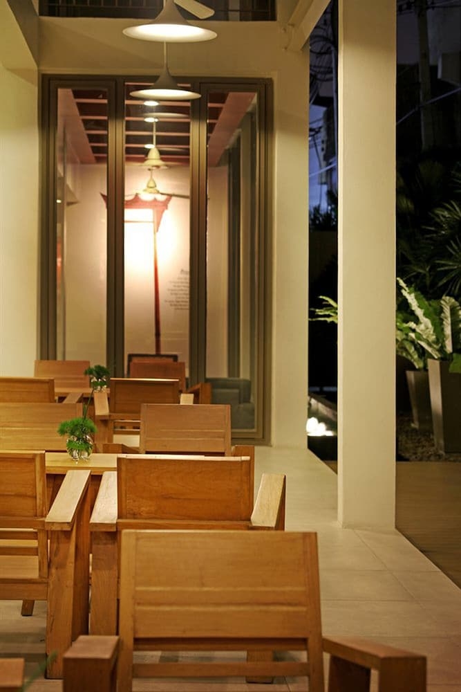 로비 좌석 공간