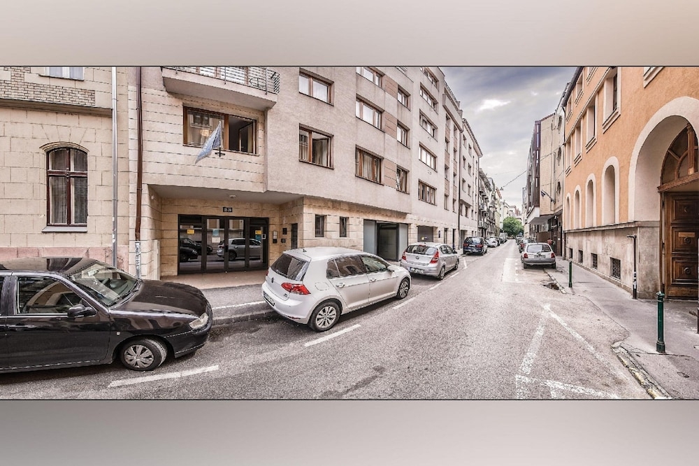 숙박 시설 정면