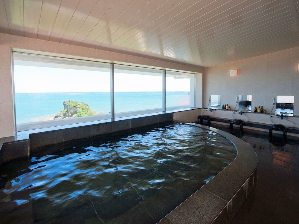 숙박 시설 내 편의 시설/서비스