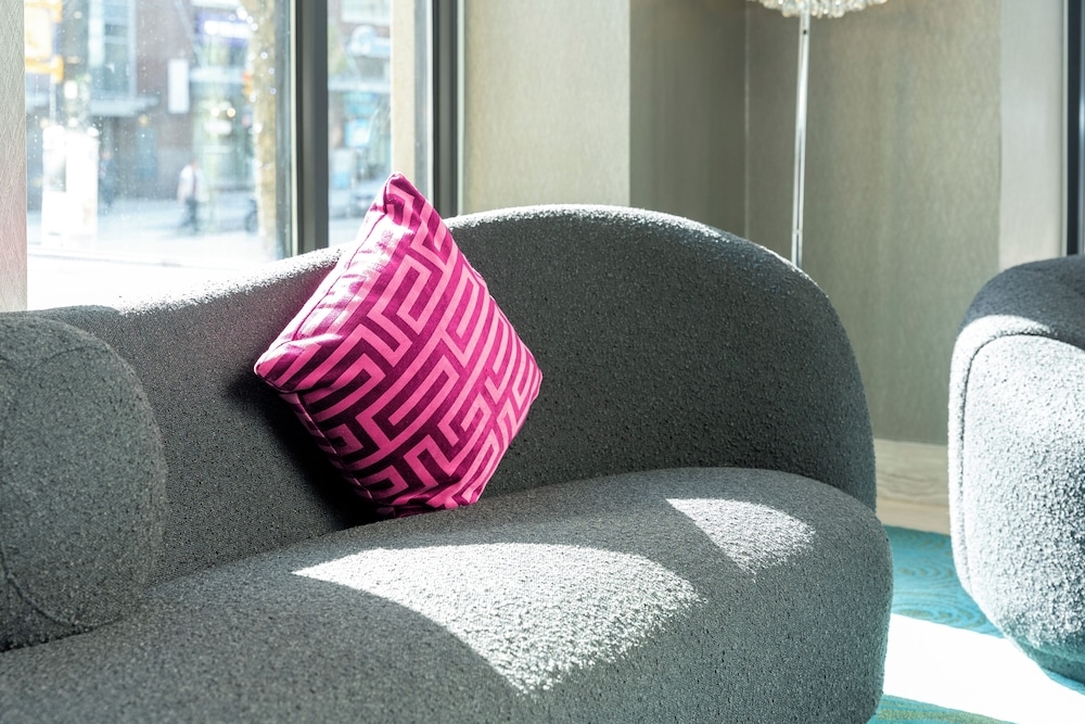 로비 좌석 공간