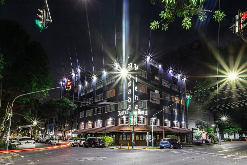 숙박 시설 정면