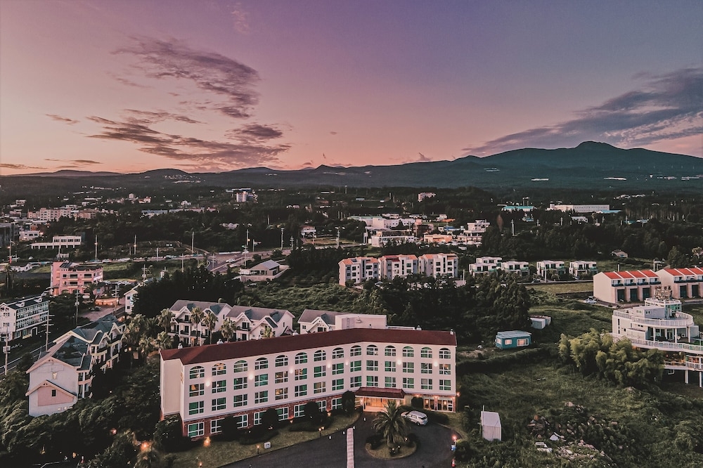 숙박 시설의 전망