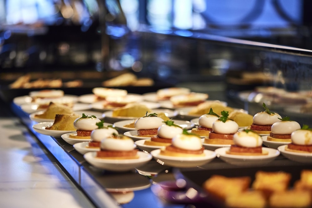 뷔페 아침 식사