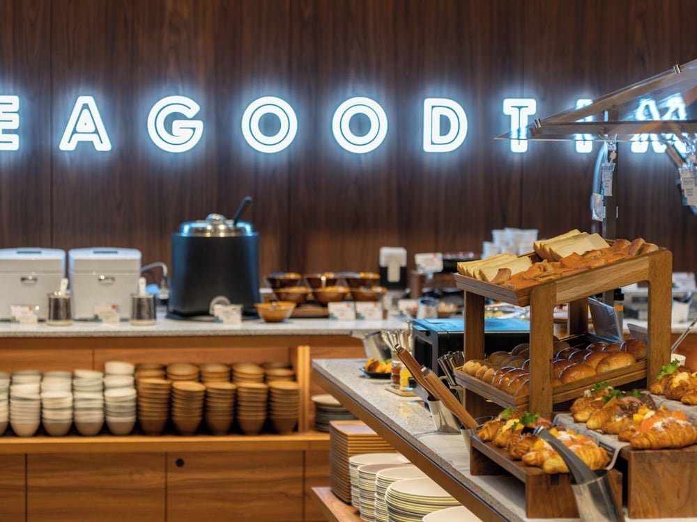 뷔페 아침 식사