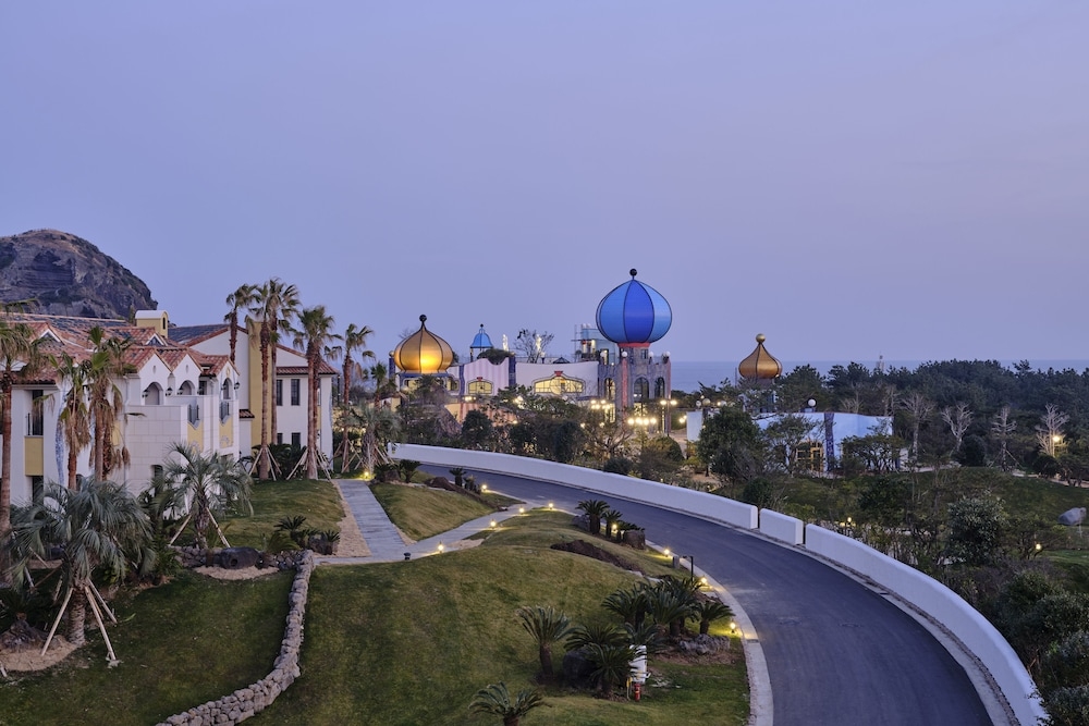 숙박 시설에서 보는 주변 전망