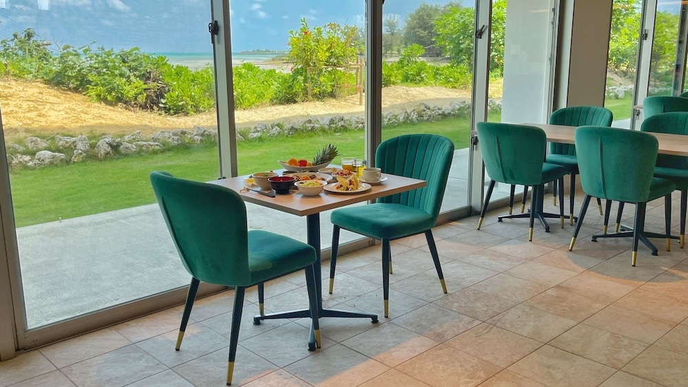 뷔페 아침 식사